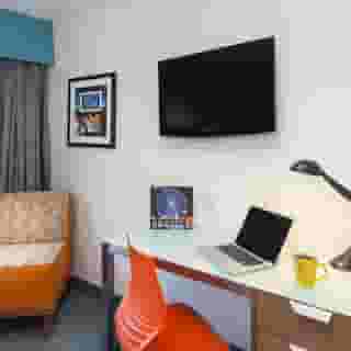 Staypineapple, University Inn, University District Seattle, 2 of 6