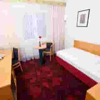 Hotel Boltzmann, 6 of 6