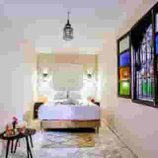 Riad Zazz, 3 of 6