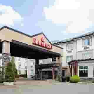 Ramada by Wyndham Surrey/Langley, 1 of 6