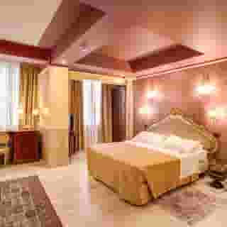 Aurelius Art Gallery Hotel, 5 of 6