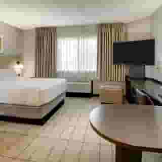 Sonesta Simply Suites Miami Airport Doral, 3 of 6