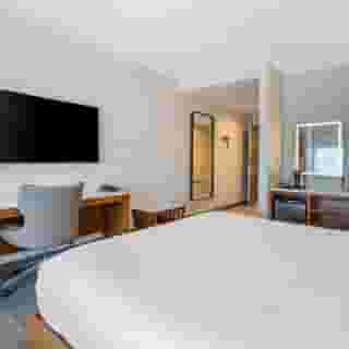 Cambria Hotel Lax, 6 of 6