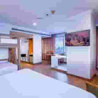 Prince Palace, 5 of 6
