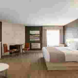 Days Inn by Wyndham Toronto West Mississauga, 1 of 6