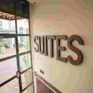 Manzo's Suites, 5 of 6