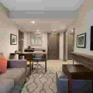 Embassy Suites by Hilton Chicago Naperville, 6 of 6