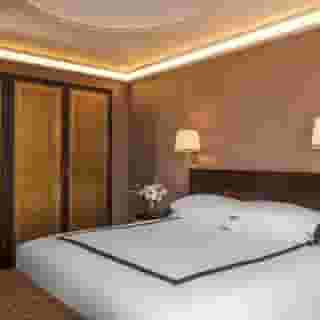 Sunset Tower Hotel, 3 of 6