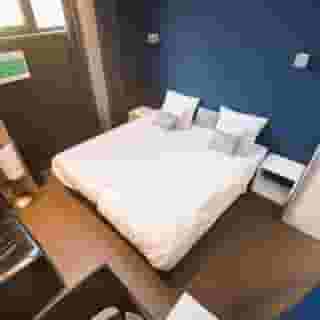 Hotel Moon, 4 of 6