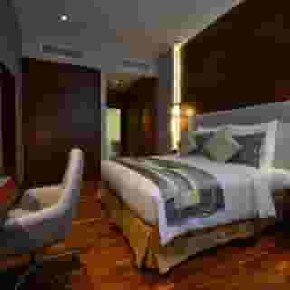 The Avenue Hotel, 2 of 6