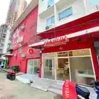 Arawana Express Sukhumvit 22, 2 of 6