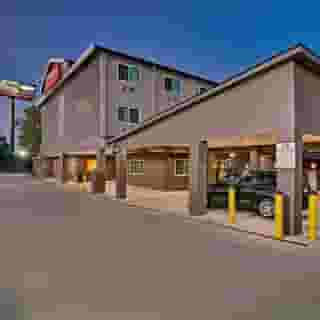 Orangewood Inn & Suites Midtown, 3 of 6