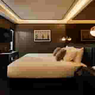 The Gravitique Hotel Khaosan, 2 of 6