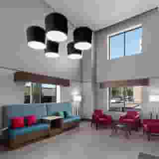 Hampton Inn Phoenix-Biltmore, 1 of 6