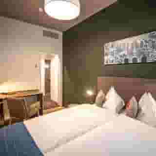 Hotel Baren Am Bundesplatz, 2 of 6