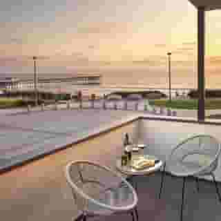 Pacific View Inn, 2 of 6