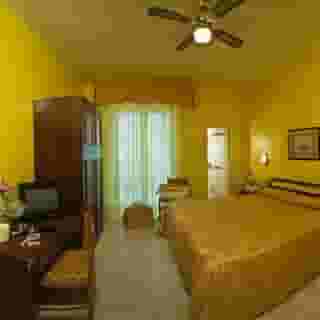 Hotel Maremonti, 1 of 6
