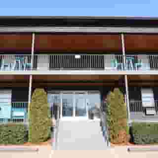 The Iris Motel, 5 of 6