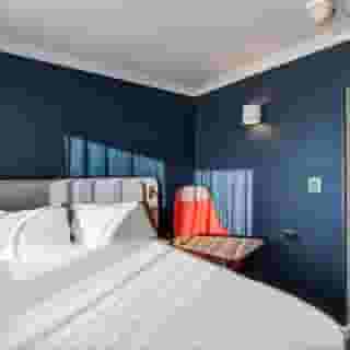 Holiday Inn Express Edinburgh - City West, 3 of 6