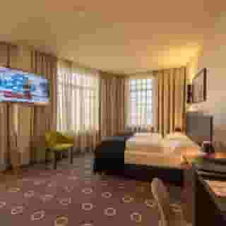 The Frankfurt Hotel, 5 of 6