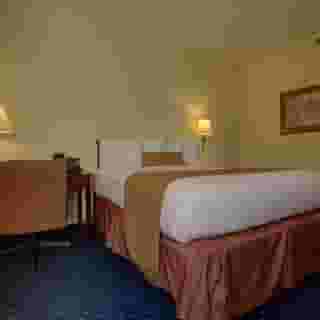 SureStay Plus Hotel by Best Western Chicago Lombard, 4 of 6