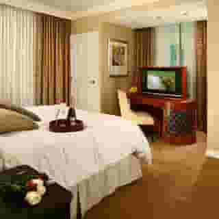 Luxury Suites International At The Signature, 2 of 6