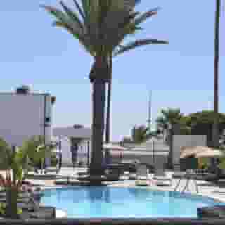 Flamingo Apartments, 3 of 6