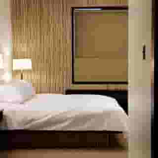 Hotel at the Waldorf, 5 of 6