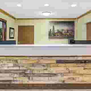 Days Inn by Wyndham Great Lakes Naval Base, 3 of 6