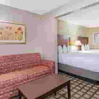 Baymont by Wyndham Gurnee, 5 of 6