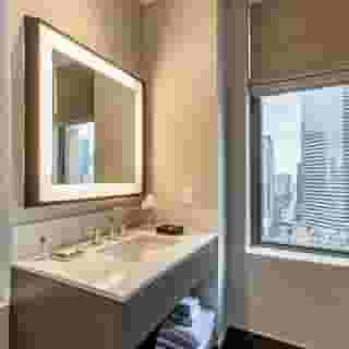 Cambria Hotel Houston Downtown Convention Center, 4 of 6
