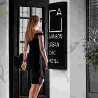 Antigon Urban Chic, 1 of 6