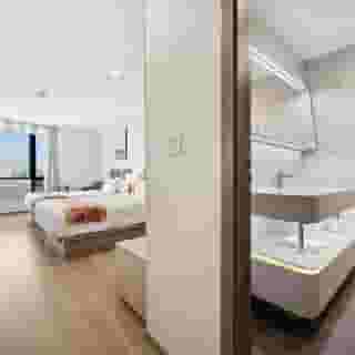 Ramada by Wyndham Flushing Queens, 2 of 6