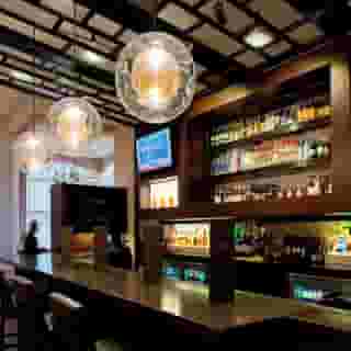 New Orleans Marriott Metairie at Lakeway, 2 of 6