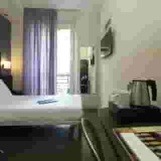 Hotel Five, 3 of 6