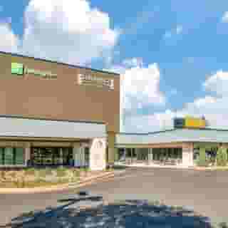Holiday Inn Dallas Market Ctr Love Field by Ihg, 2 of 6