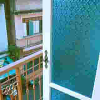 Roof View Place, 1 of 6