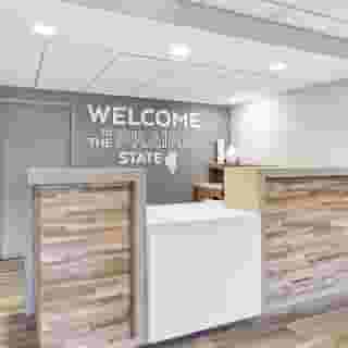 Hampton Inn Chicago/Naperville, 2 of 6