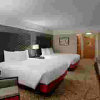 DoubleTree by Hilton San Francisco Airport North Bayfront, 2 of 6