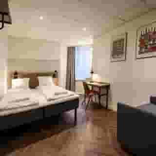 Go Hotel Saga, 6 of 6
