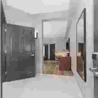 La Quinta Inn & Suites by Wyndham Dallas Dfw Airport North, 2 of 6
