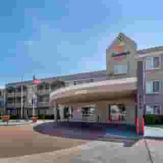 Comfort Suites Dfw Airport, 1 of 6