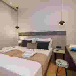 Jolly Suites, 5 of 6