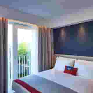 Holiday Inn Express Amsterdam - City Hall by Ihg, 1 of 6