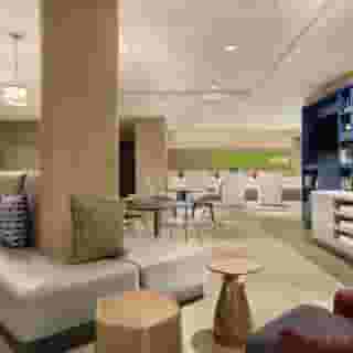 Home2 Suites by Hilton Chicago River North, 2 of 6