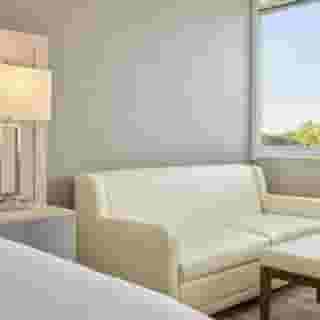 Delta Hotels by Marriott Chicago Willowbrook, 5 of 6