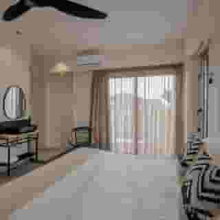 Casa D'Oro Suites, 1 of 6