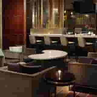 Courtyard by Marriott Chicago Magnificent Mile, 1 of 6