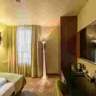 The Frankfurt Hotel, 4 of 6
