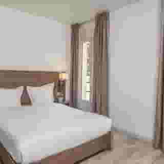 Hotel La Perle Montparnasse, 6 of 6